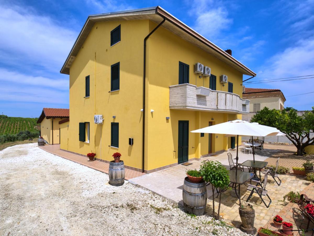 La Casa Del Vino - B&B Tollo Extérieur photo
